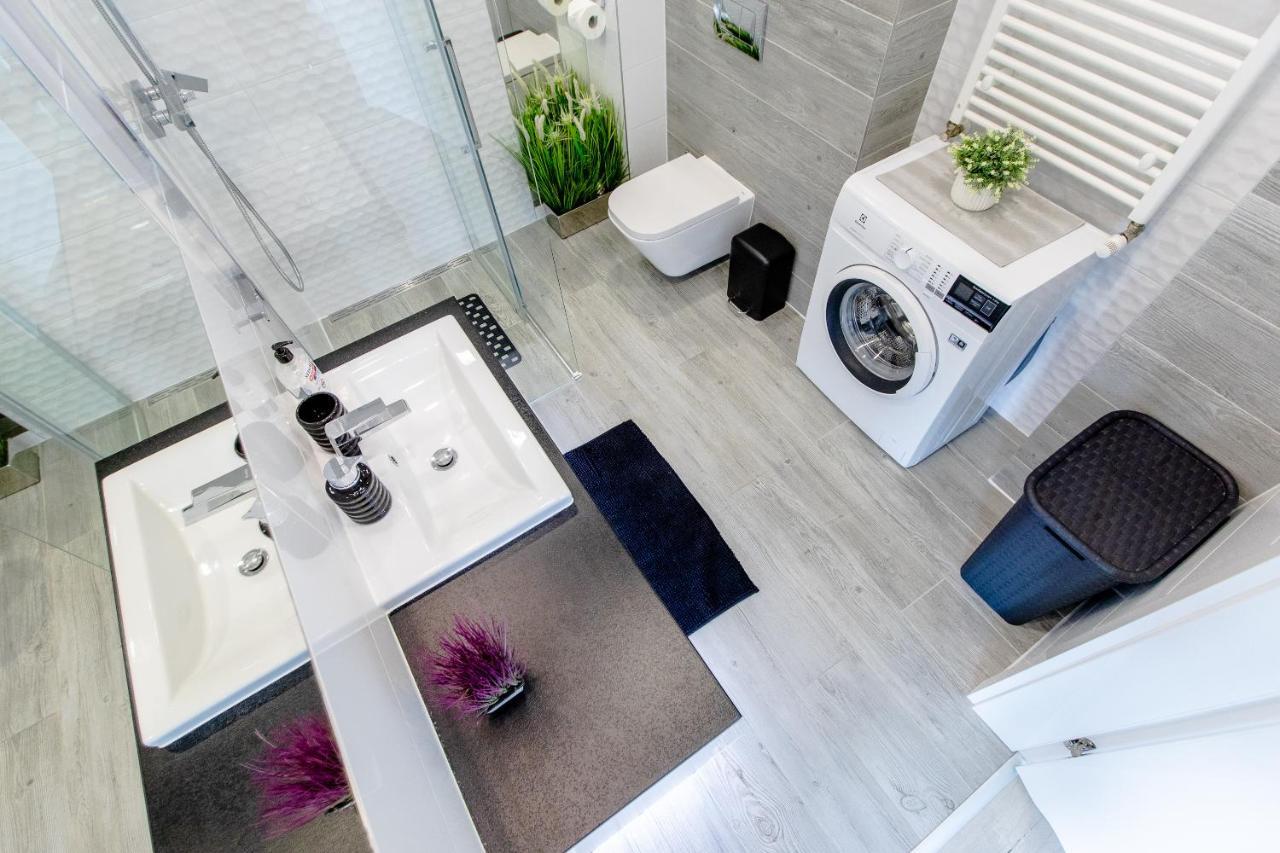 Apartament Linia Komfortu Gardenia Dziwnow Z Widokiem Na Morze Epapartamenty Luaran gambar